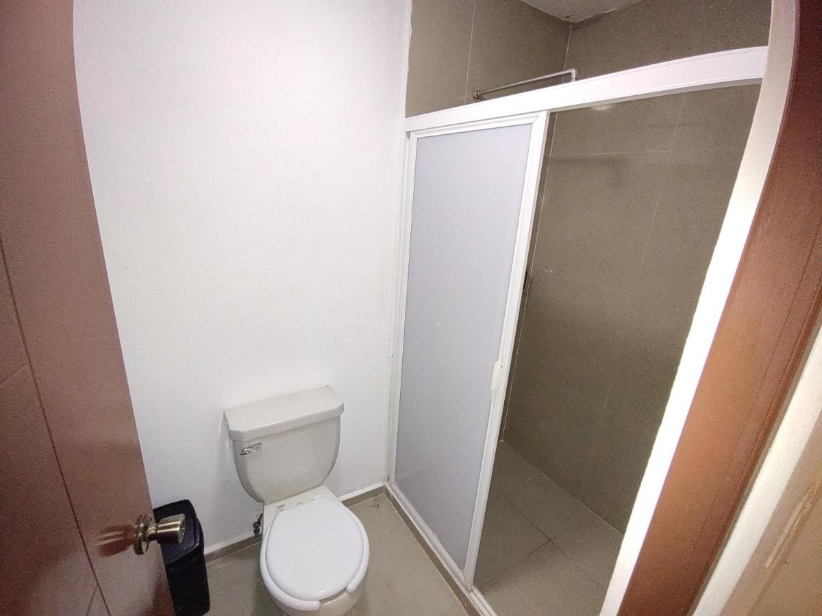 Lezzoto Hostel Boutique 2,5 Плая-дель-Кармен Экстерьер фото